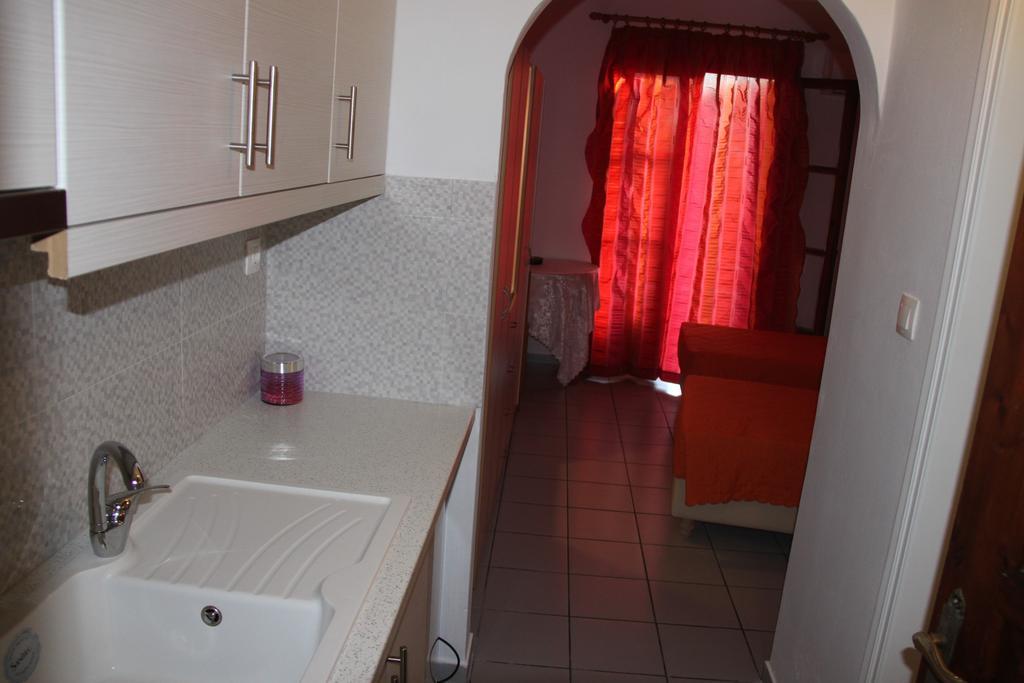 Vaya Zorba Studios Skiathos Habitación foto